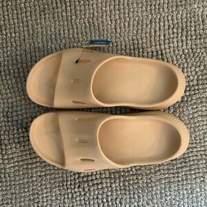 Free People Hoka Ora Recovery Slide Sand/Sable size 8 NWT